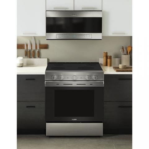 Haier Cuisinière électrique 30 pouces avec convection – Modèle QCSS740RNSS - Acier inoxydable - Neuf/Boîte ouverte