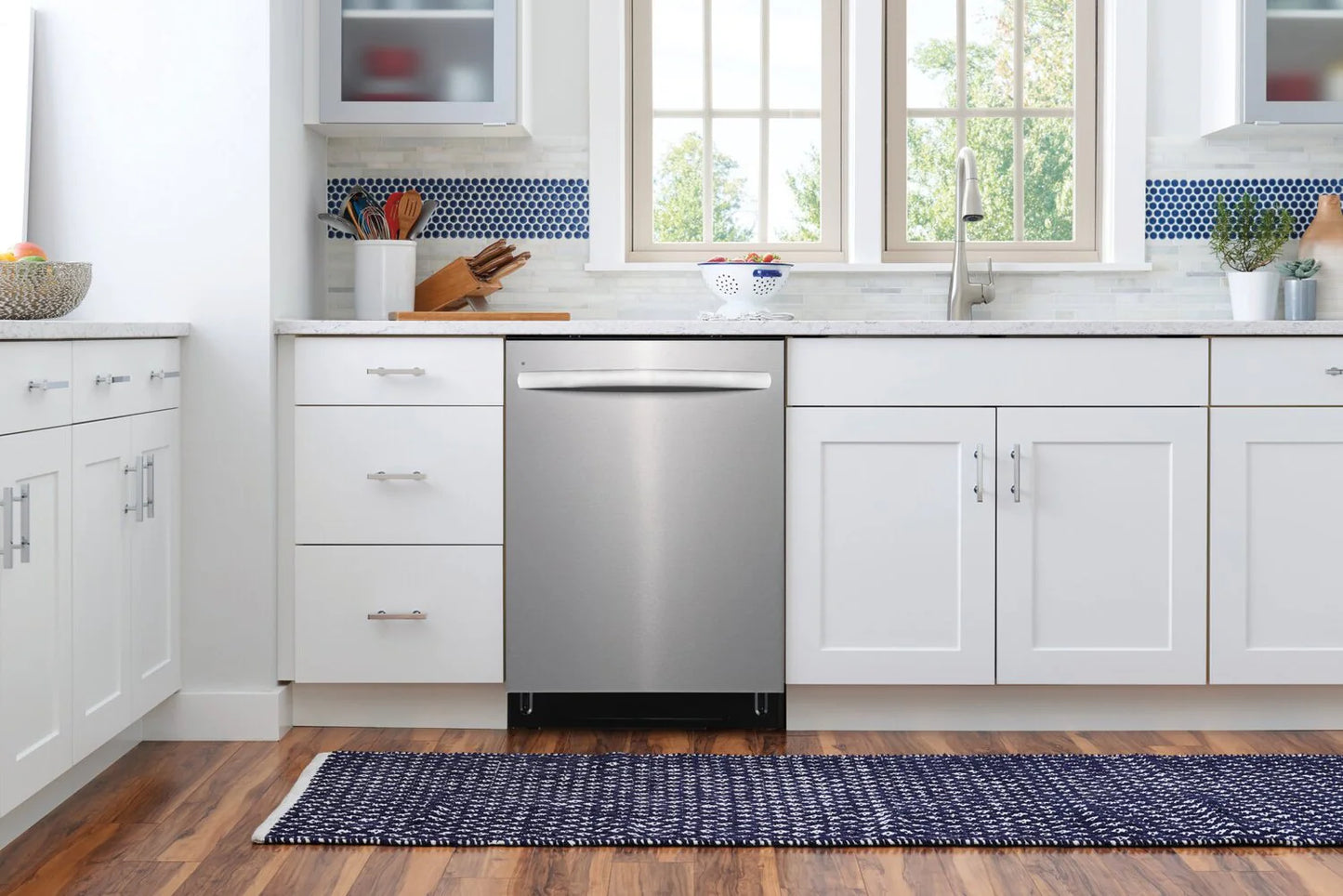 Frigidaire FDH4316AS – Lave‑vaisselle encastrable 24 po, 49 dBA - Neuf/Boîte ouverte